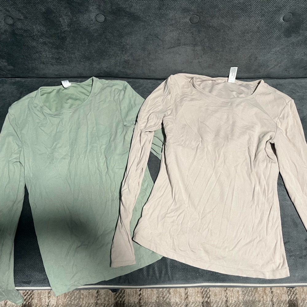 Yogalicious Heavenly Rib Long Sleeve Top set in green and beige